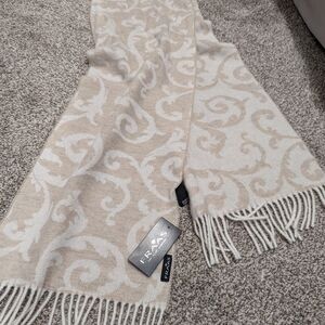 Fraas Beige and Cream Decorative Throw